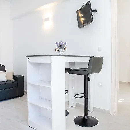 Grozos Гостевой дом 3*