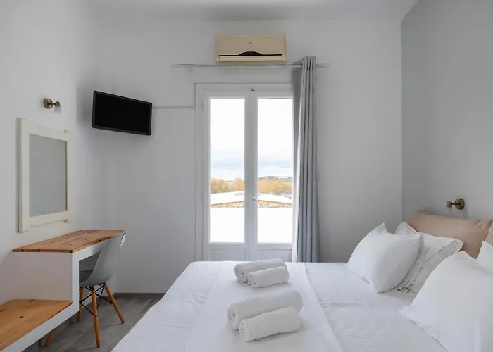 Grozos Guest house 4*