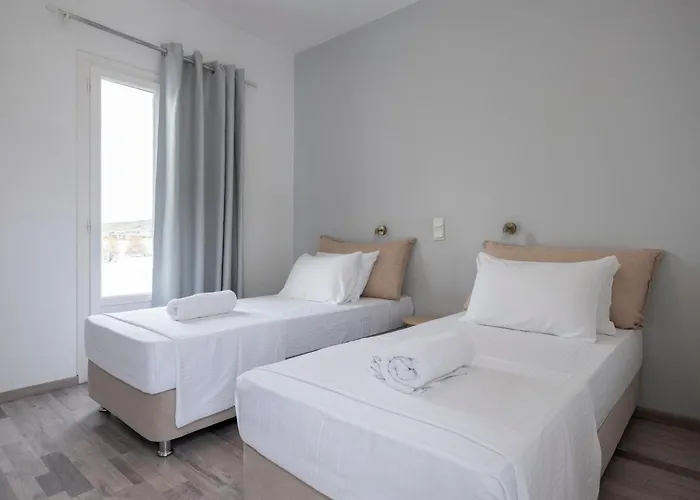 Guest house Grozos 4*